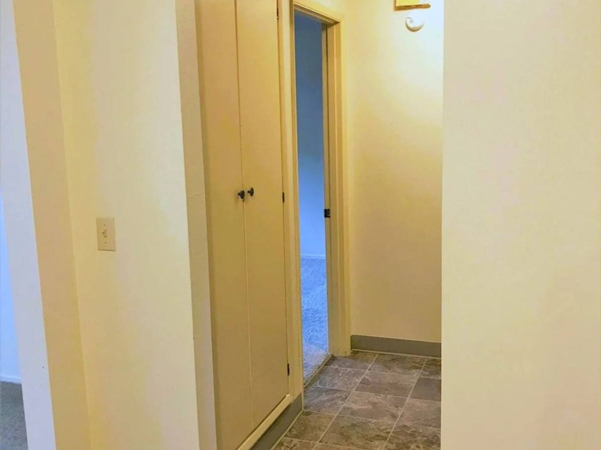 Apartment for rent at 158 Friendship Ave SE, Salem, OR 97302
