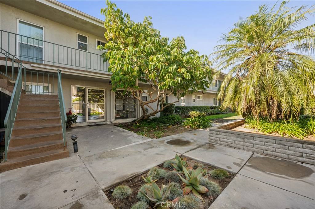 Apartment for rent at 3649 Emerald St #116, Torrance, CA 90503