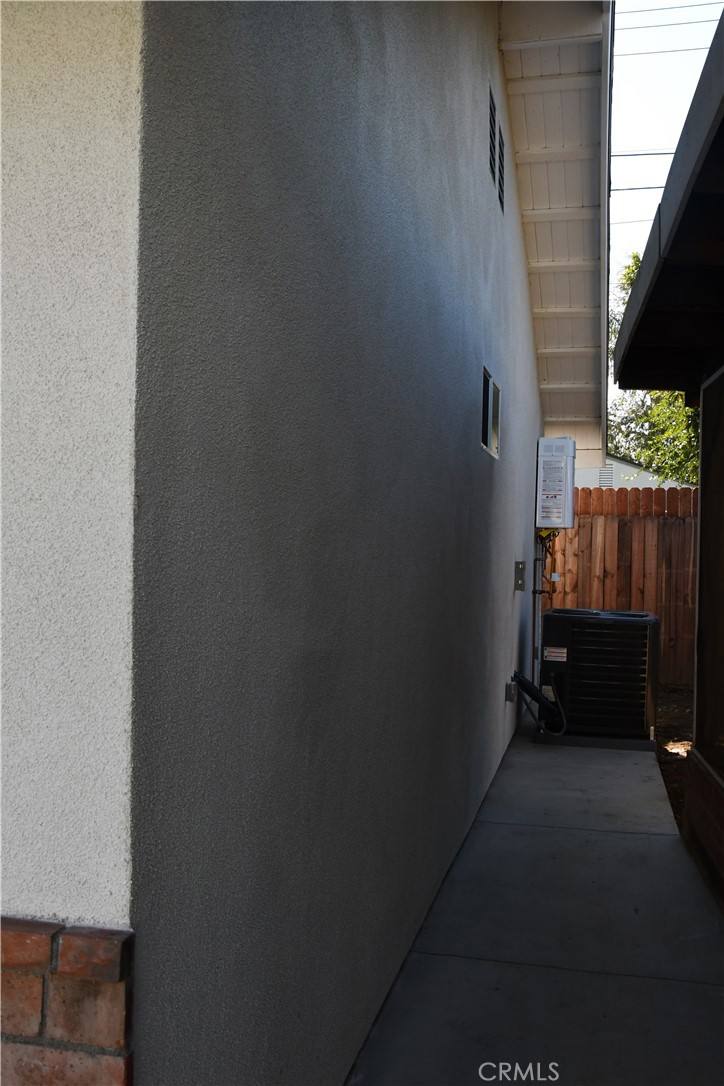 Apartment for rent at 917 W Flora St #917B, Ontario, CA 91762