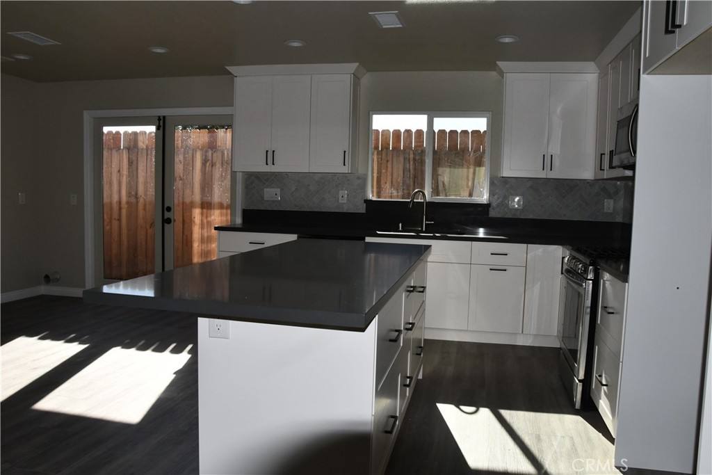 Apartment for rent at 917 W Flora St #917B, Ontario, CA 91762