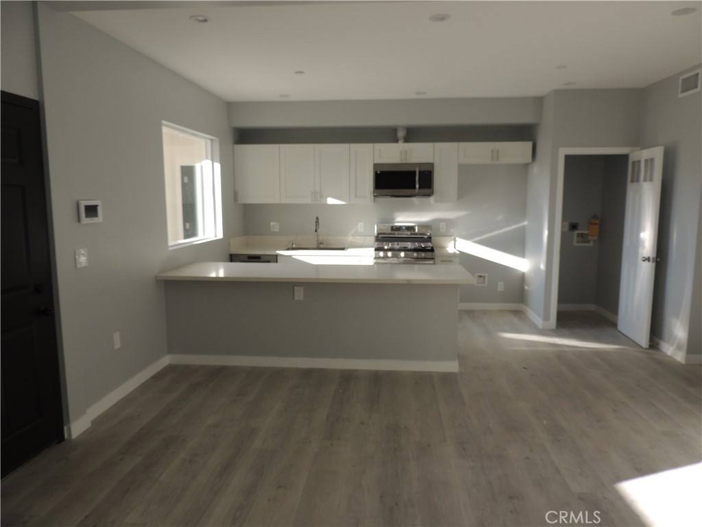 Condo for rent at 22735 Del Valle St #5, Woodland Hills, CA 91364