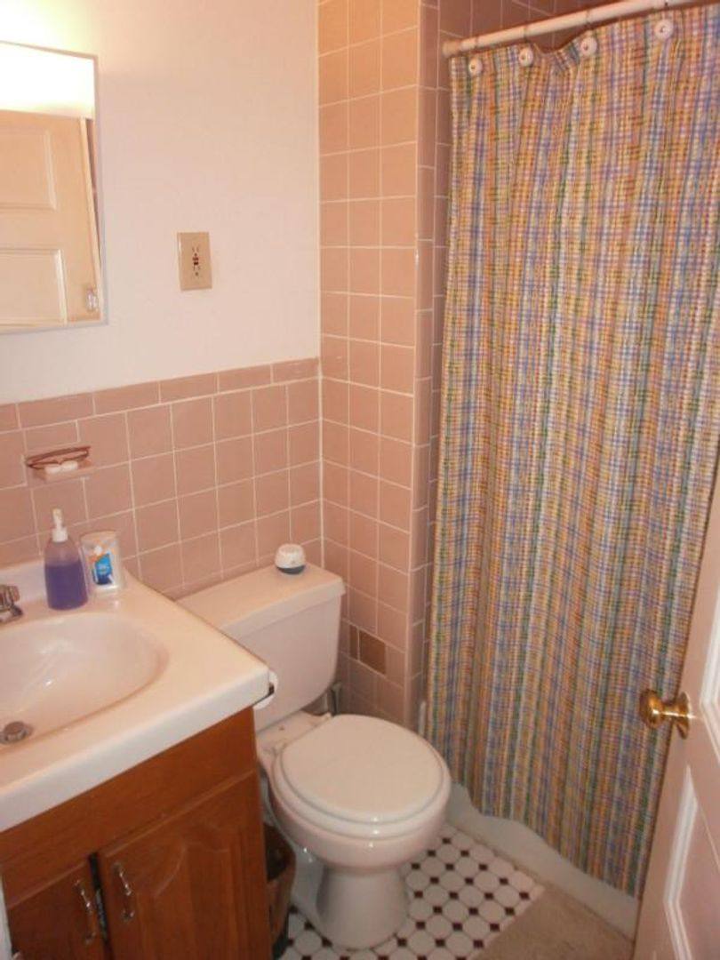Apartment for rent at 840 Beacon St #5E, Boston, MA 02215