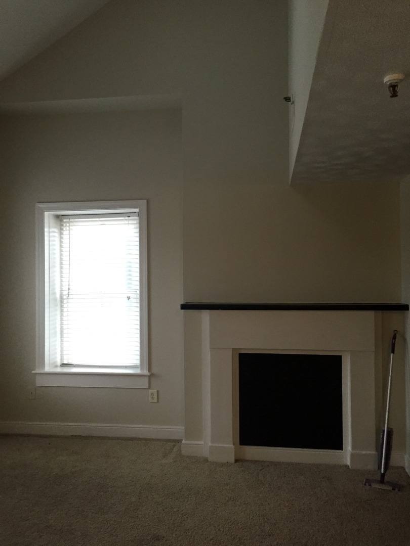 Apartment for rent at 1731 E Main St, Richmond, VA 23223