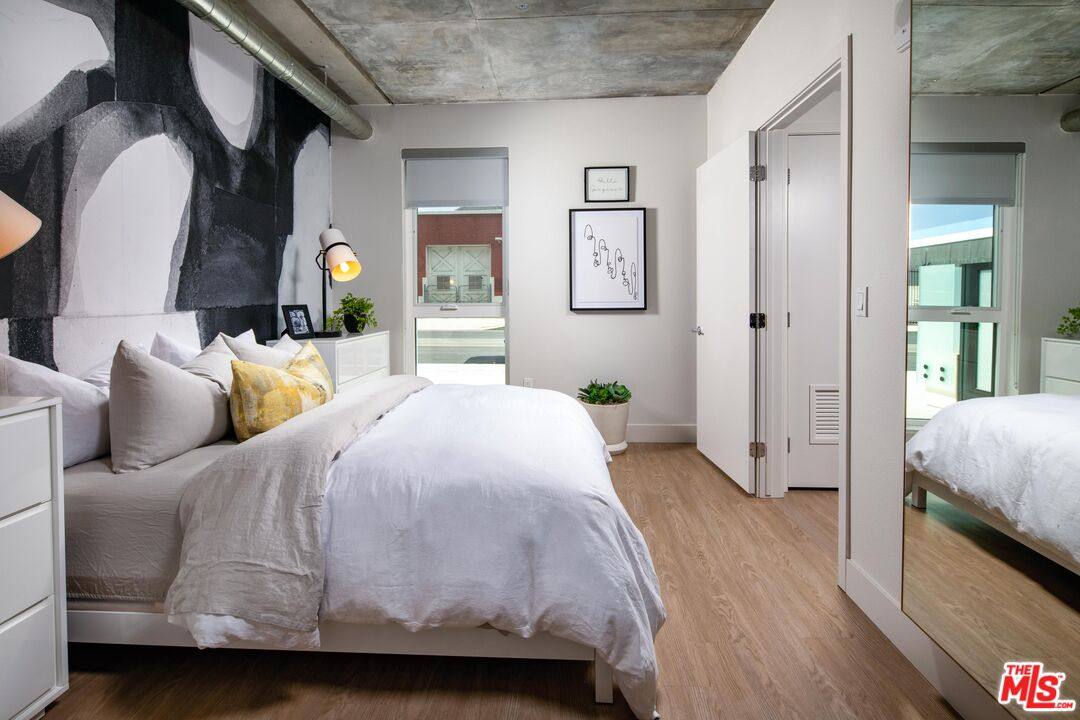 Apartment for rent at 1101 N Main St #1101A322, Los Angeles, CA 90012