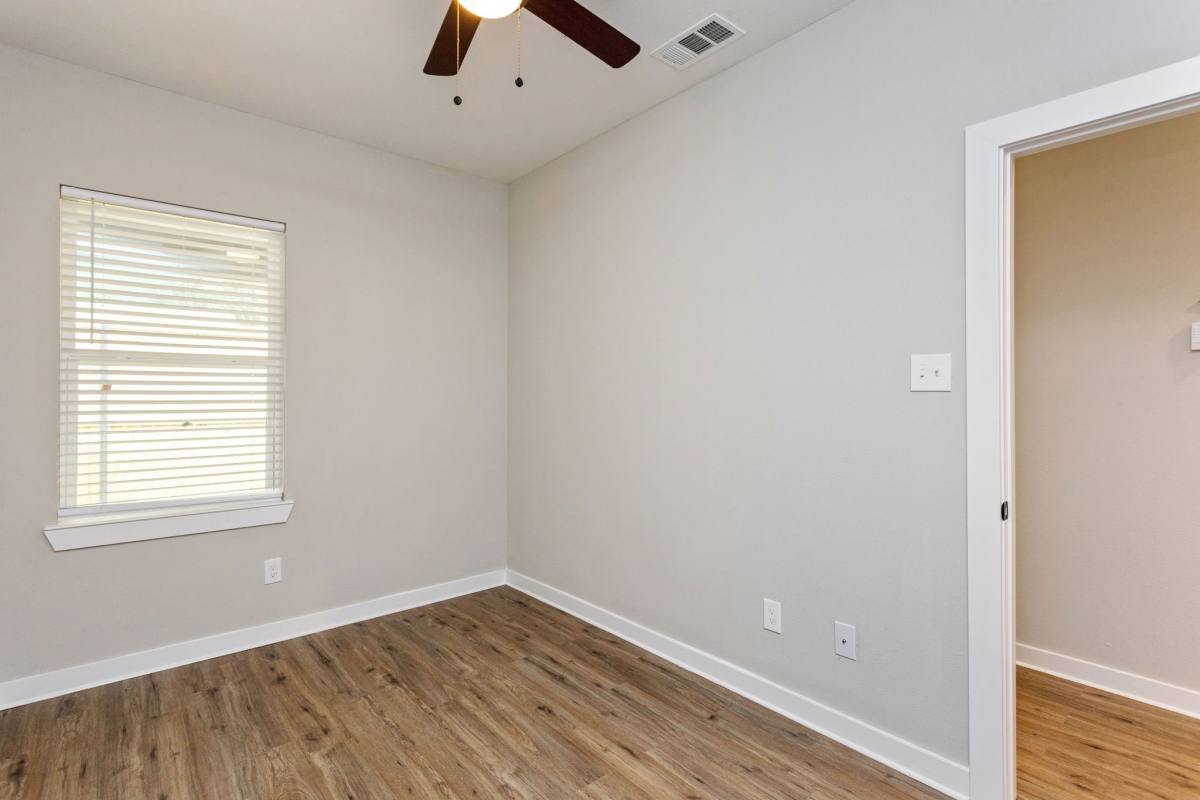 Apartment for rent at 10317 Lake Rd #1031712C, Houston, TX 77070
