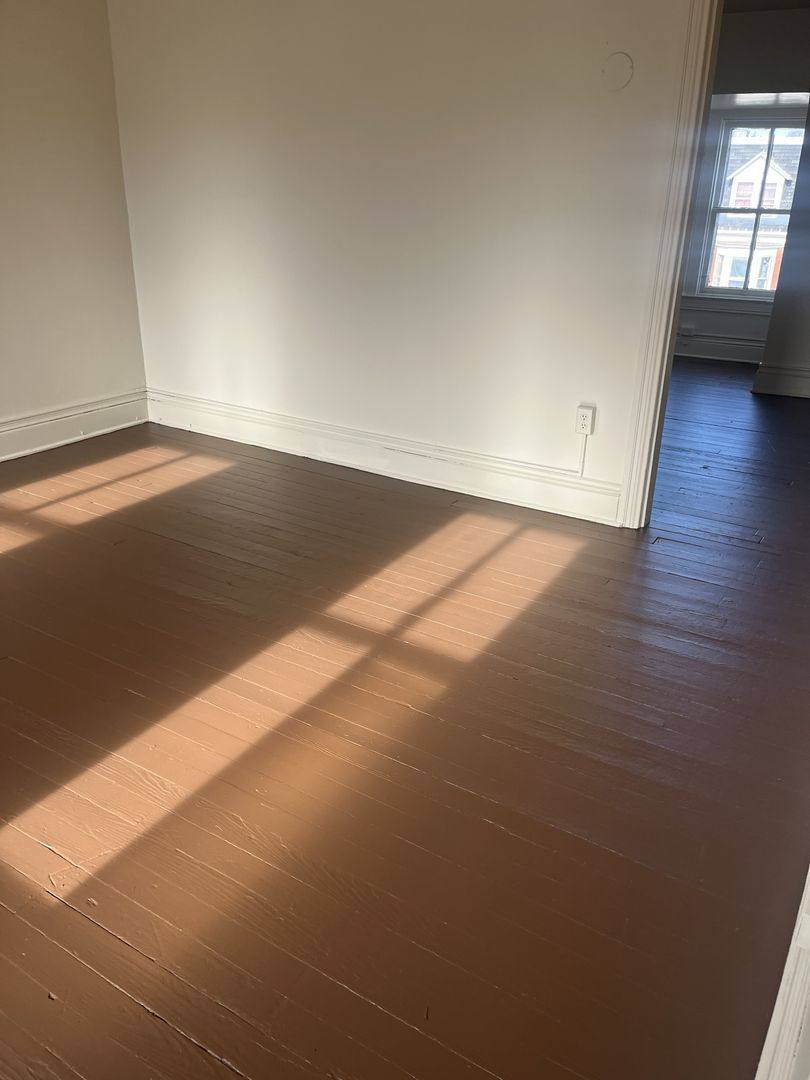 Apartment for rent at 272 W Cottage Place, York, PA 17401
