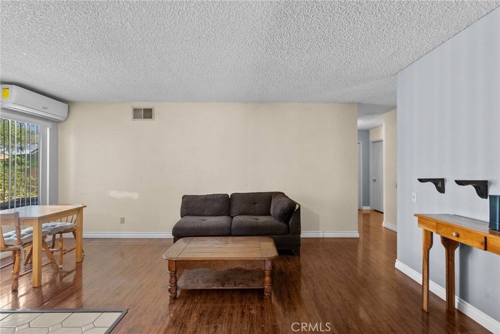 Apartment for rent at 663 Eston Place #663, Lancaster, CA 93535