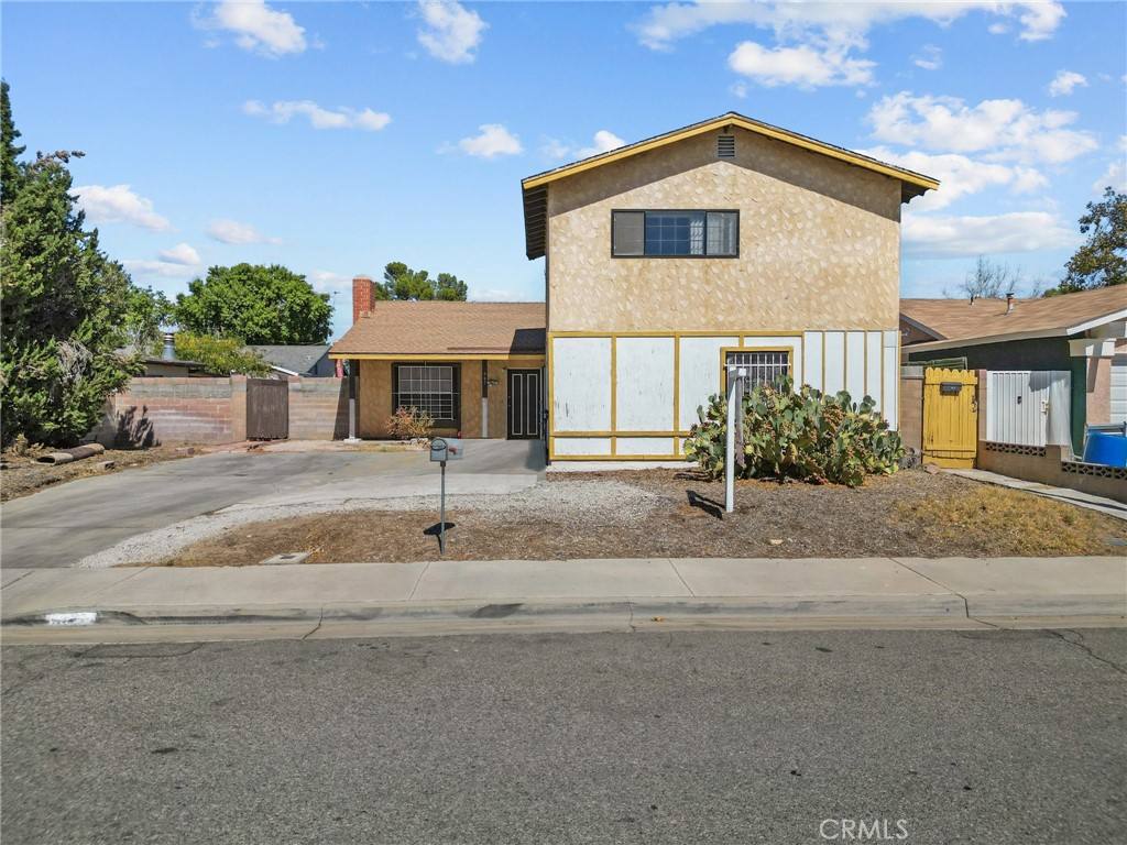 Apartment for rent at 663 Eston Place #663, Lancaster, CA 93535