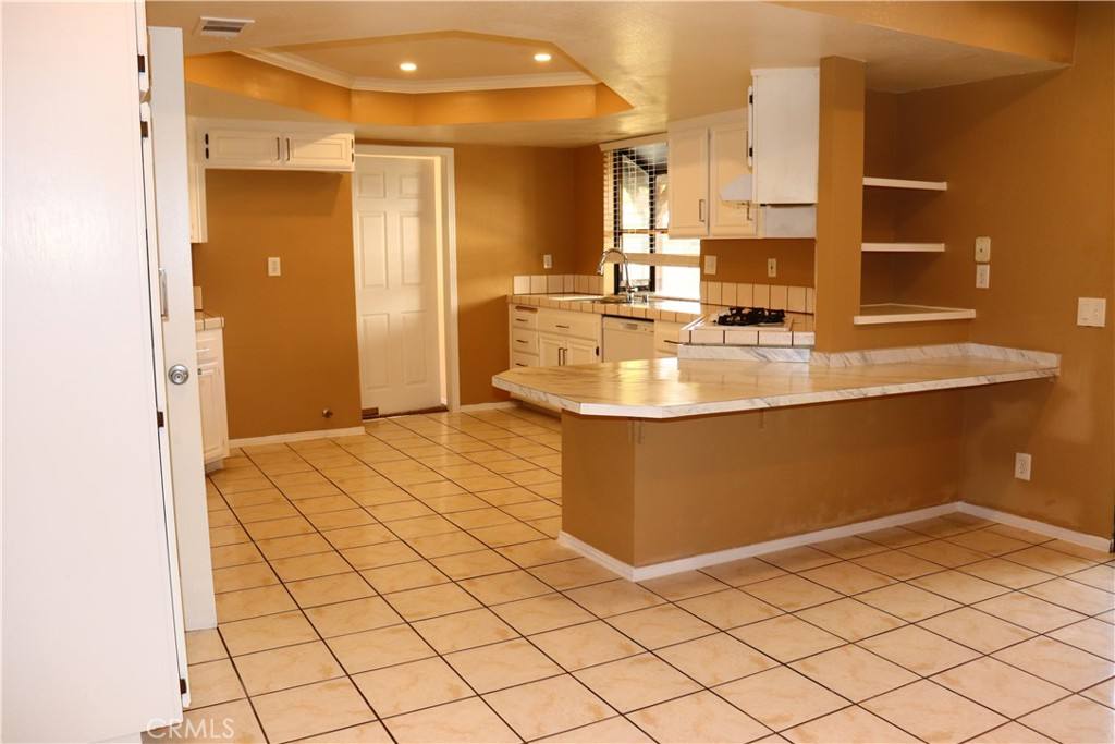 Apartment for rent at 3840 Sago St, Lancaster, CA 93536