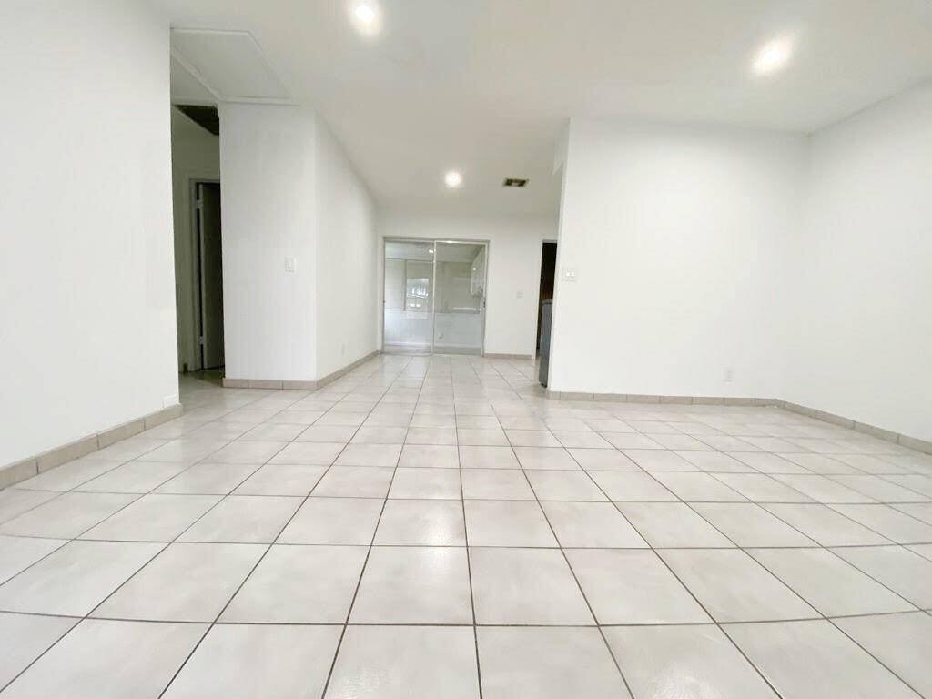 Apartment for rent at 2715 Ponce De Leon Blvd, Delray Beach, FL 33445