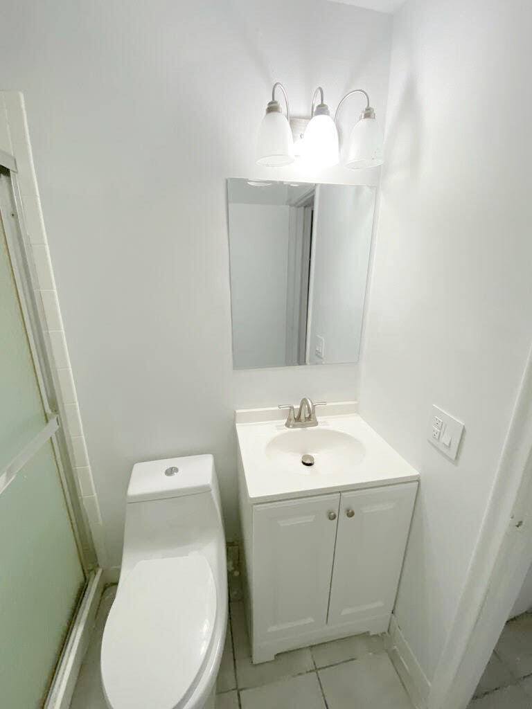 Apartment for rent at 2715 Ponce De Leon Blvd, Delray Beach, FL 33445