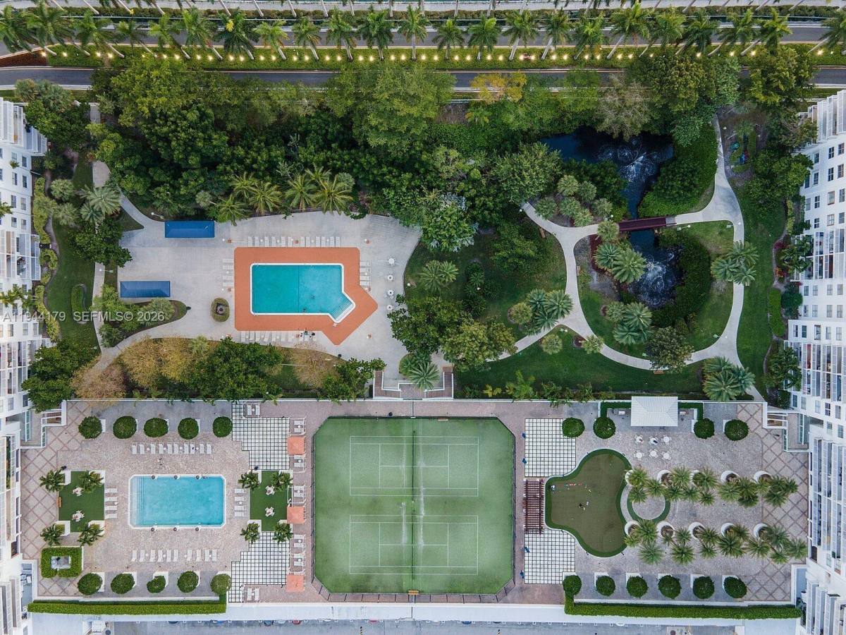 Apartment for rent at 2801 NE 183rd St #28011607W, North Miami Beach, FL 33160