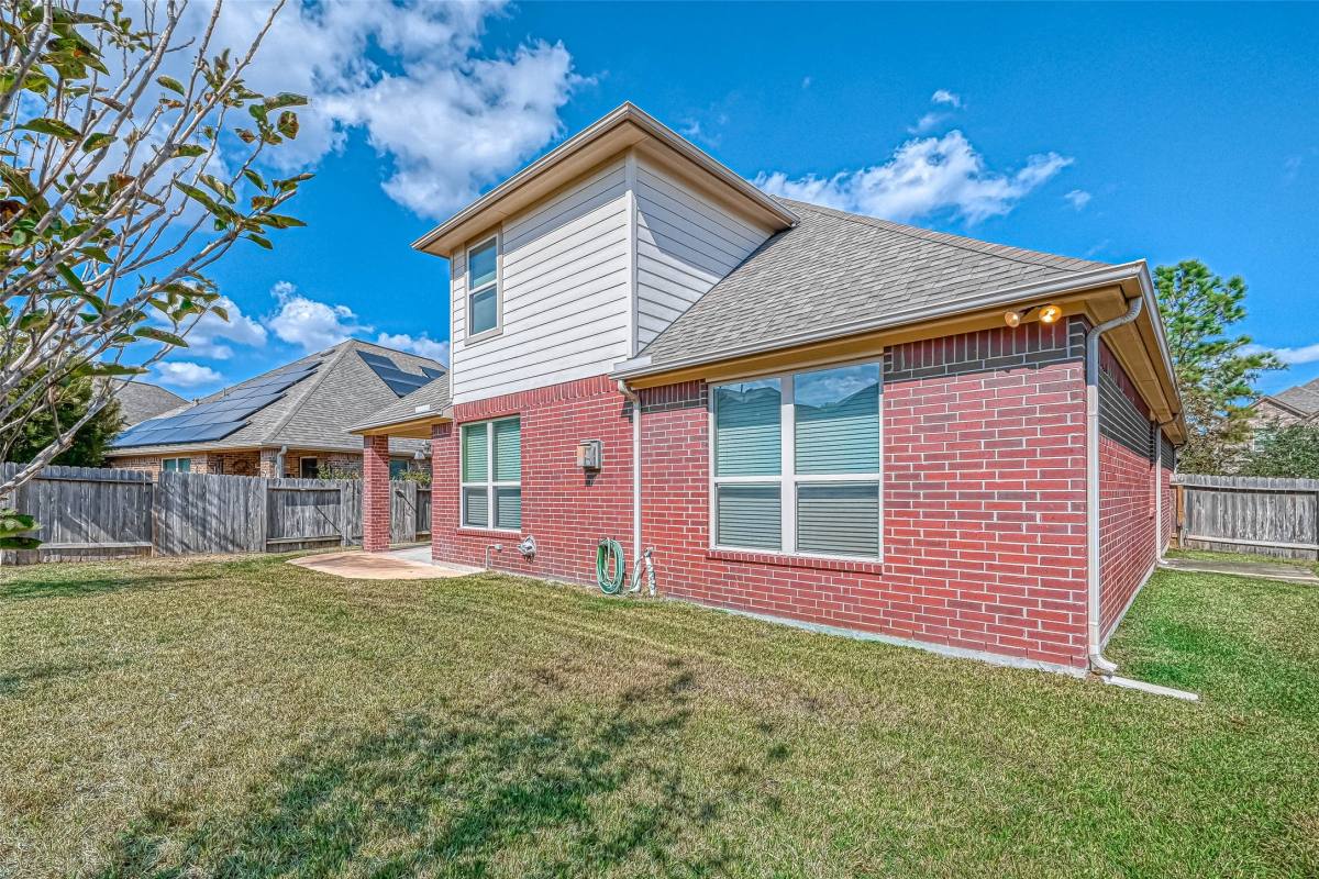 Apartment for rent at 21219 Barrett Creek Lane, Richmond, TX 77407