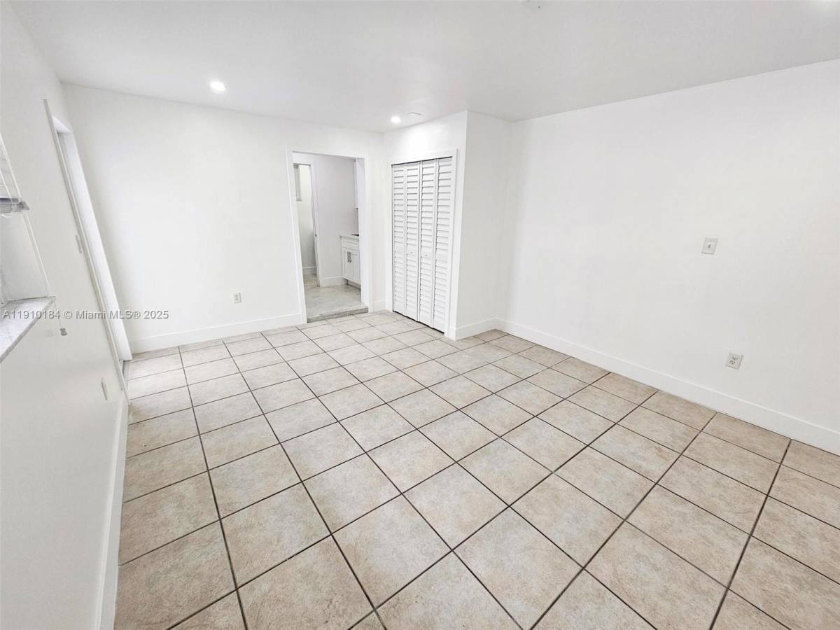 Apartment for rent at 9301 SW 37th St #4, Miami, FL 33165