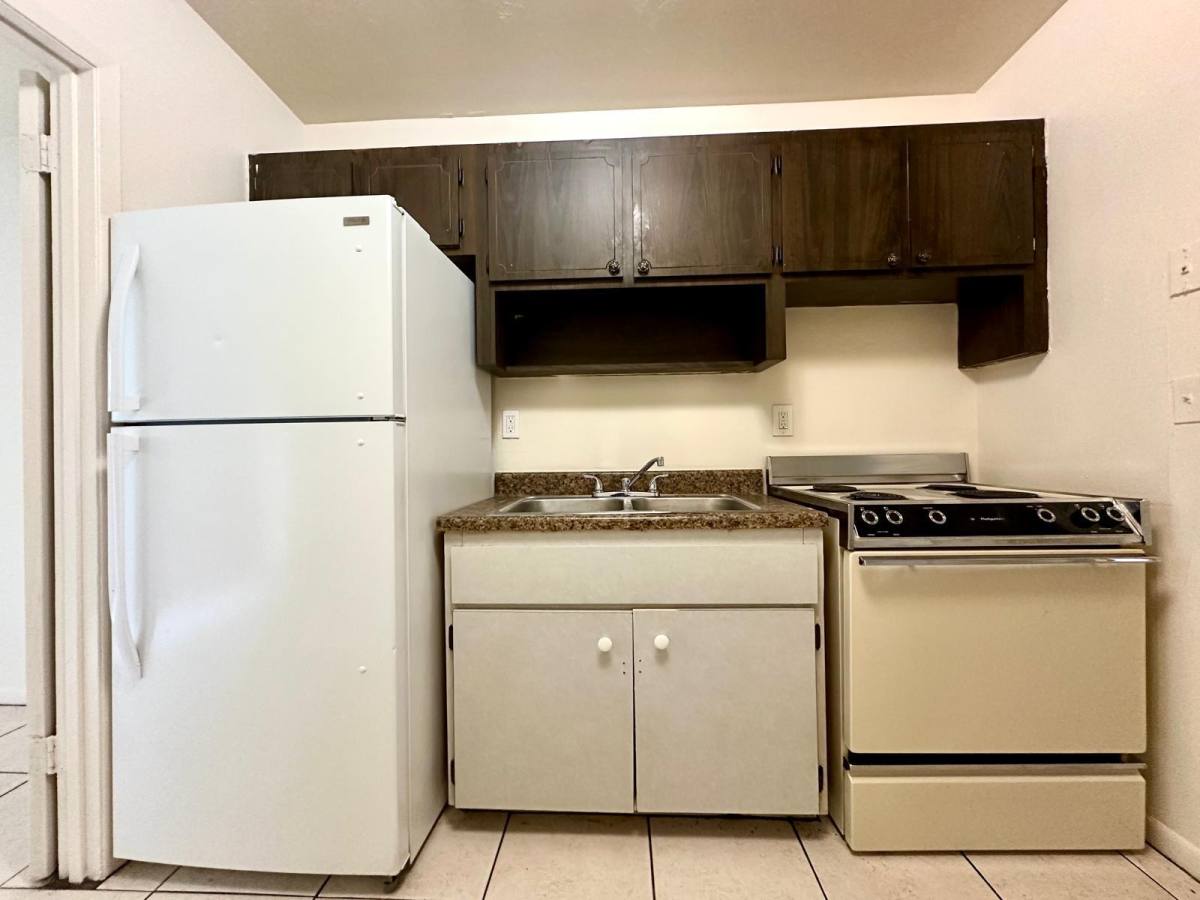 Apartment for rent at 300 20th St #300-5, West Palm Beach, FL 33407