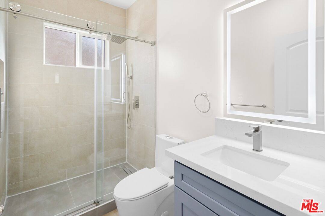 Apartment for rent at 2445 Harwood St #2443, Los Angeles, CA 90031