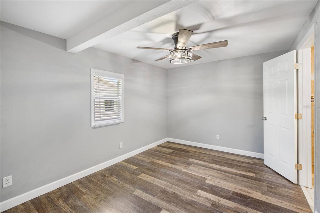 Apartment for rent at 1605 W Knollwood St, Tampa, FL 33604