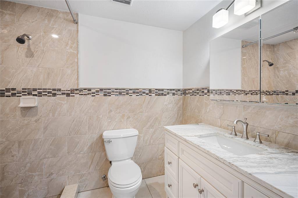 Apartment for rent at 1605 W Knollwood St, Tampa, FL 33604