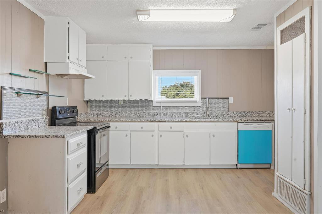 Apartment for rent at 13485 Liberty School Rd #2, Azle, TX 76020