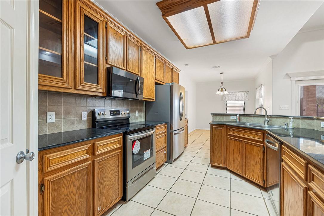 Apartment for rent at 3114 Paris Dr, Corpus Christi, TX 78414