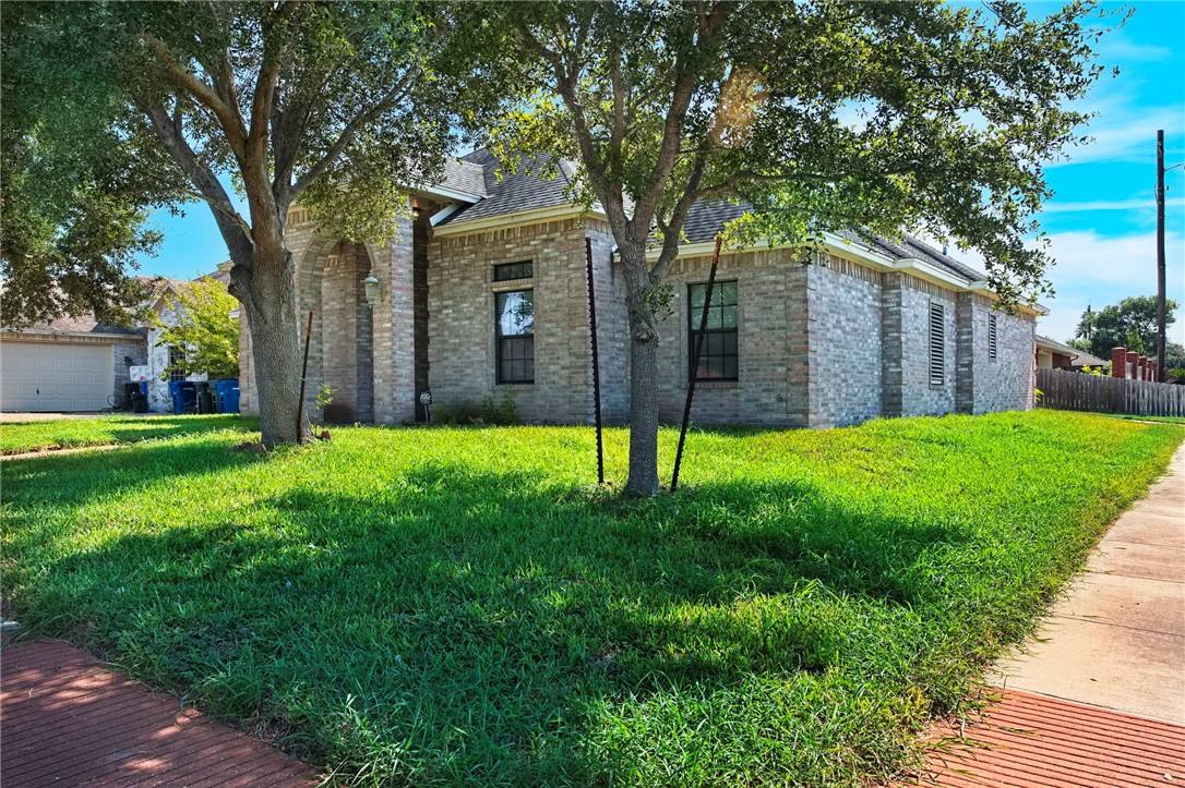Apartment for rent at 3114 Paris Dr, Corpus Christi, TX 78414