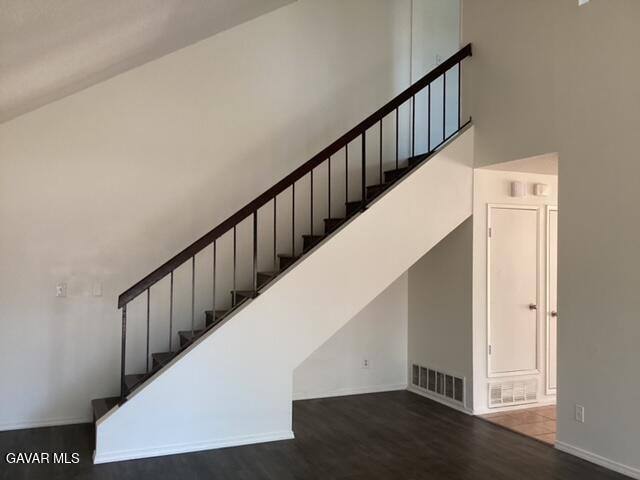 Apartment for rent at 44745 Christie Ave, Lancaster, CA 93535