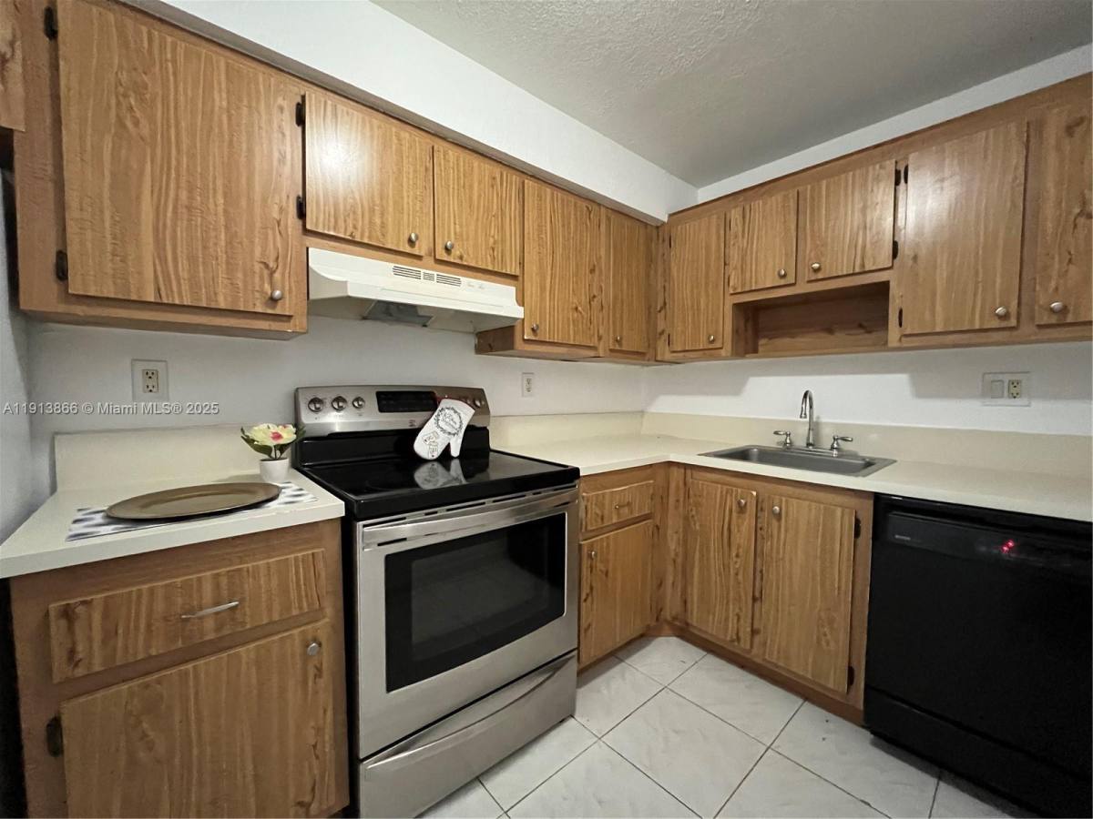 Condo for rent at 3720 N Pine Island Rd #237, Fort Lauderdale, FL 33351