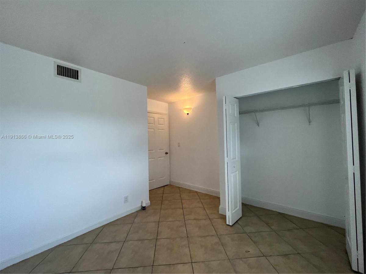 Condo for rent at 3720 N Pine Island Rd #237, Fort Lauderdale, FL 33351