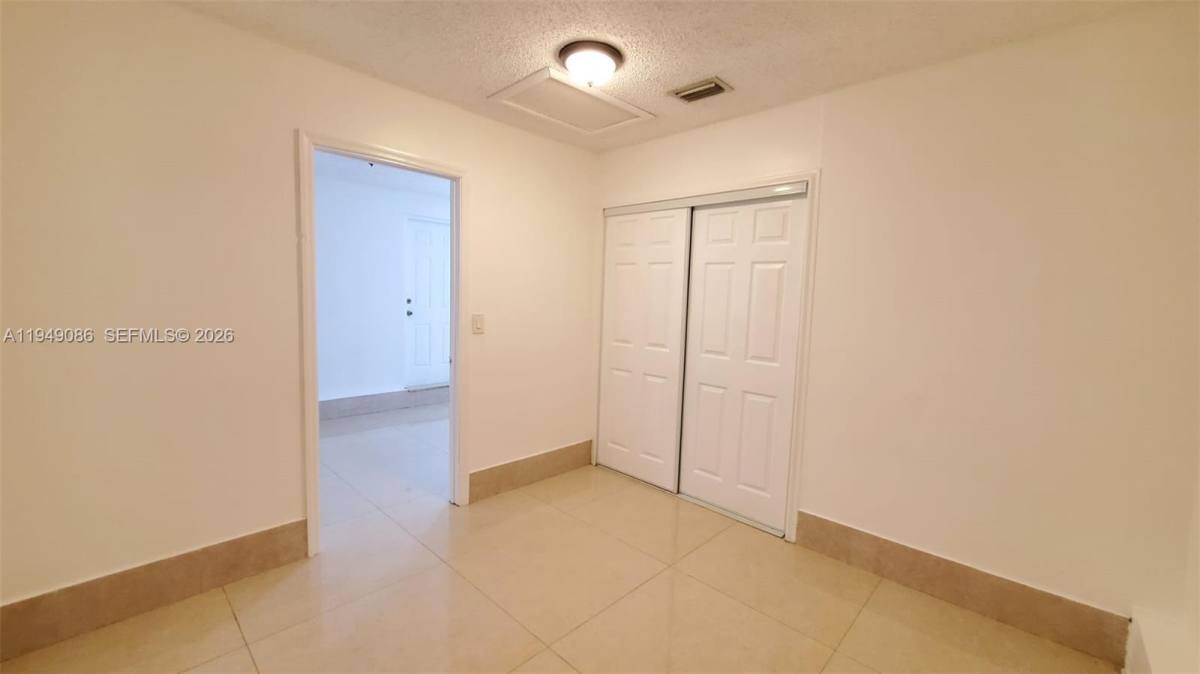 Apartment for rent at 2124 Scott St #2124EFFICIENCY, Hollywood, FL 33020