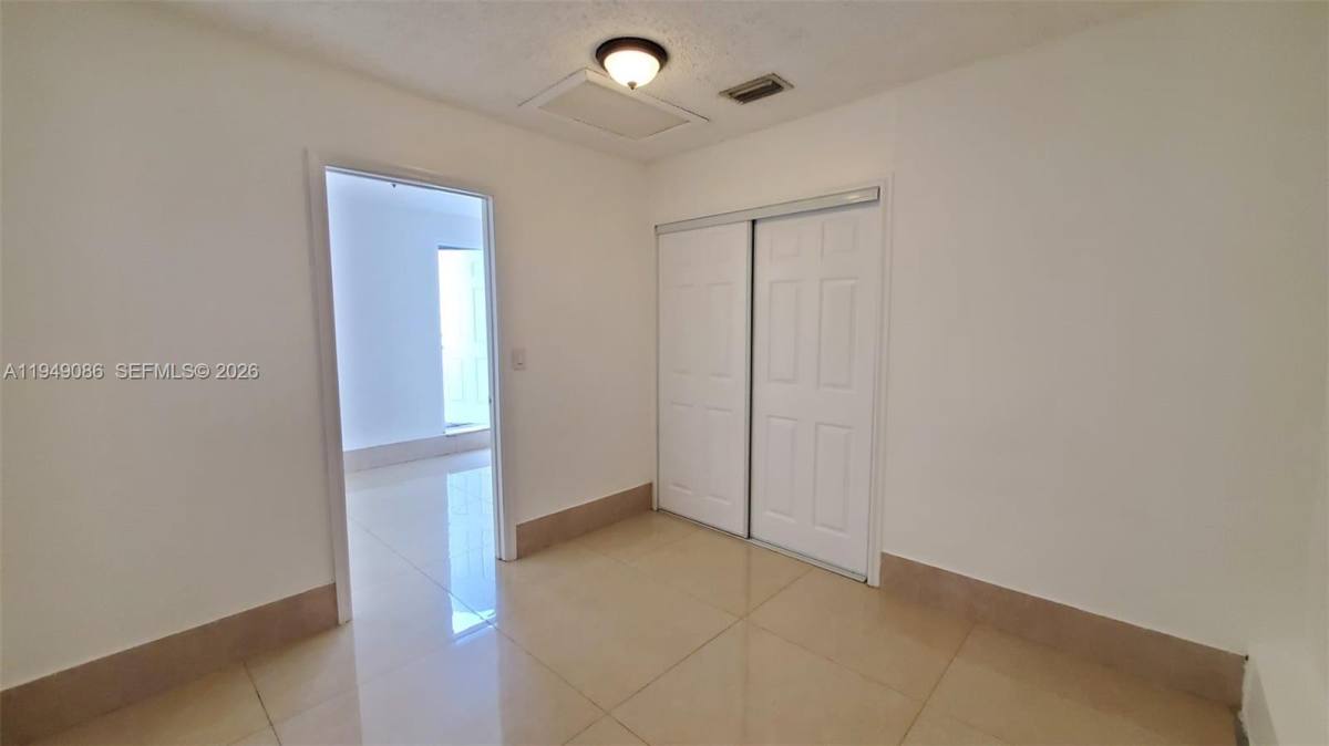 Apartment for rent at 2124 Scott St #2124EFFICIENCY, Hollywood, FL 33020