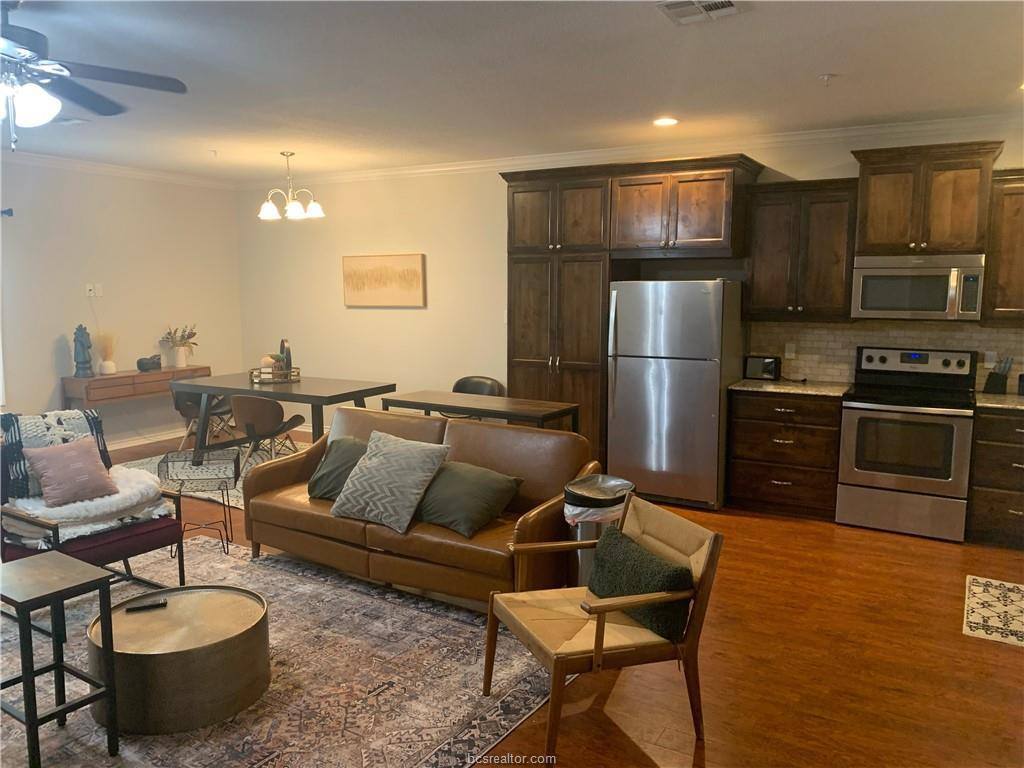 Apartment for rent at 307 Boyett St #307D, College Station, TX 77840