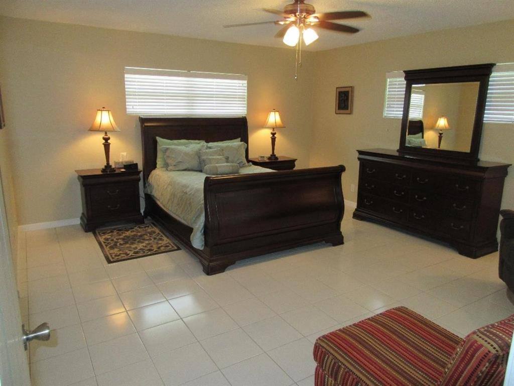 Apartment for rent at 10561 Greentrail Dr S, Boynton Beach, FL 33436