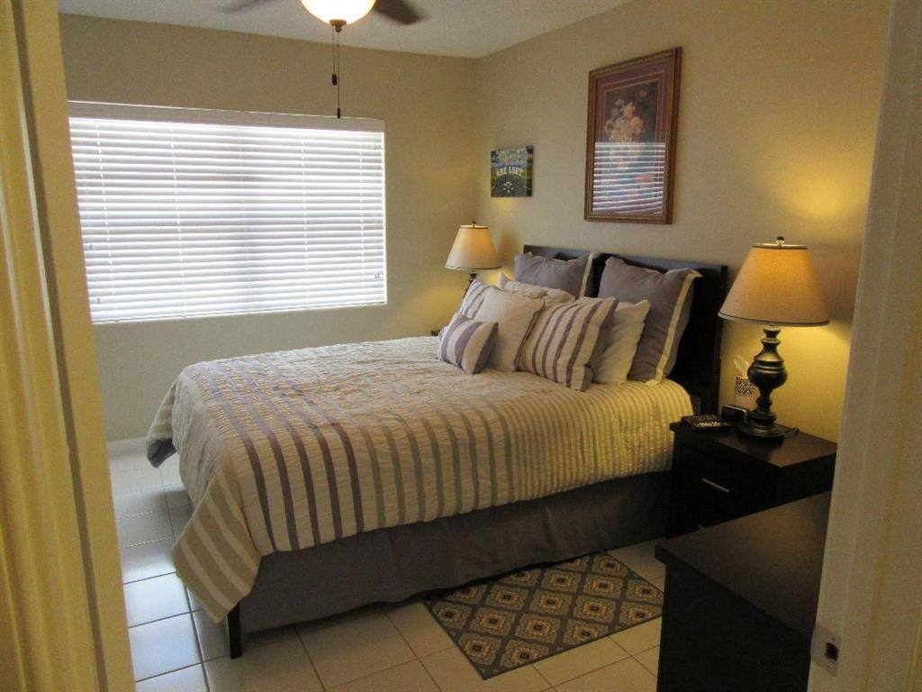 Apartment for rent at 10561 Greentrail Dr S, Boynton Beach, FL 33436