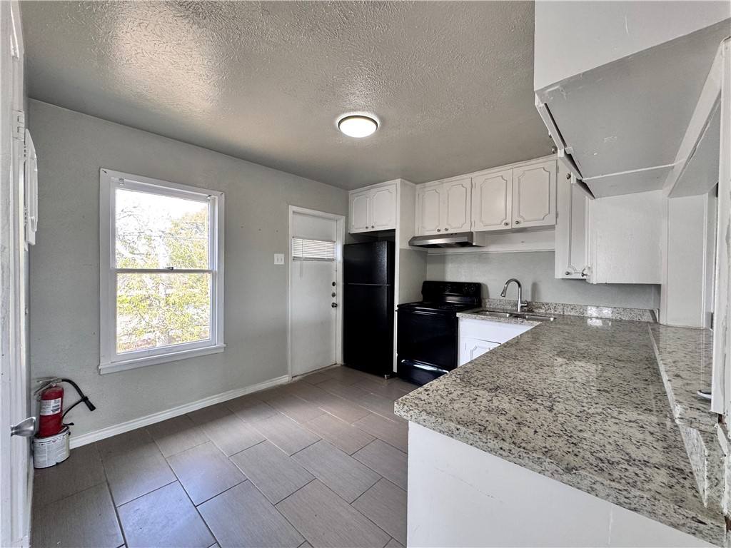 Apartment for rent at 3120 Santa Fe St #7, Corpus Christi, TX 78404
