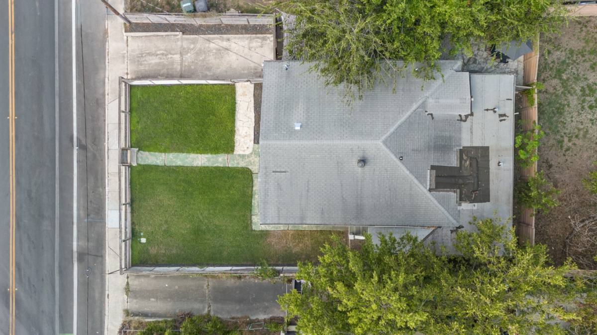 Apartment for rent at 519 E Ashby Place #519, San Antonio, TX 78212