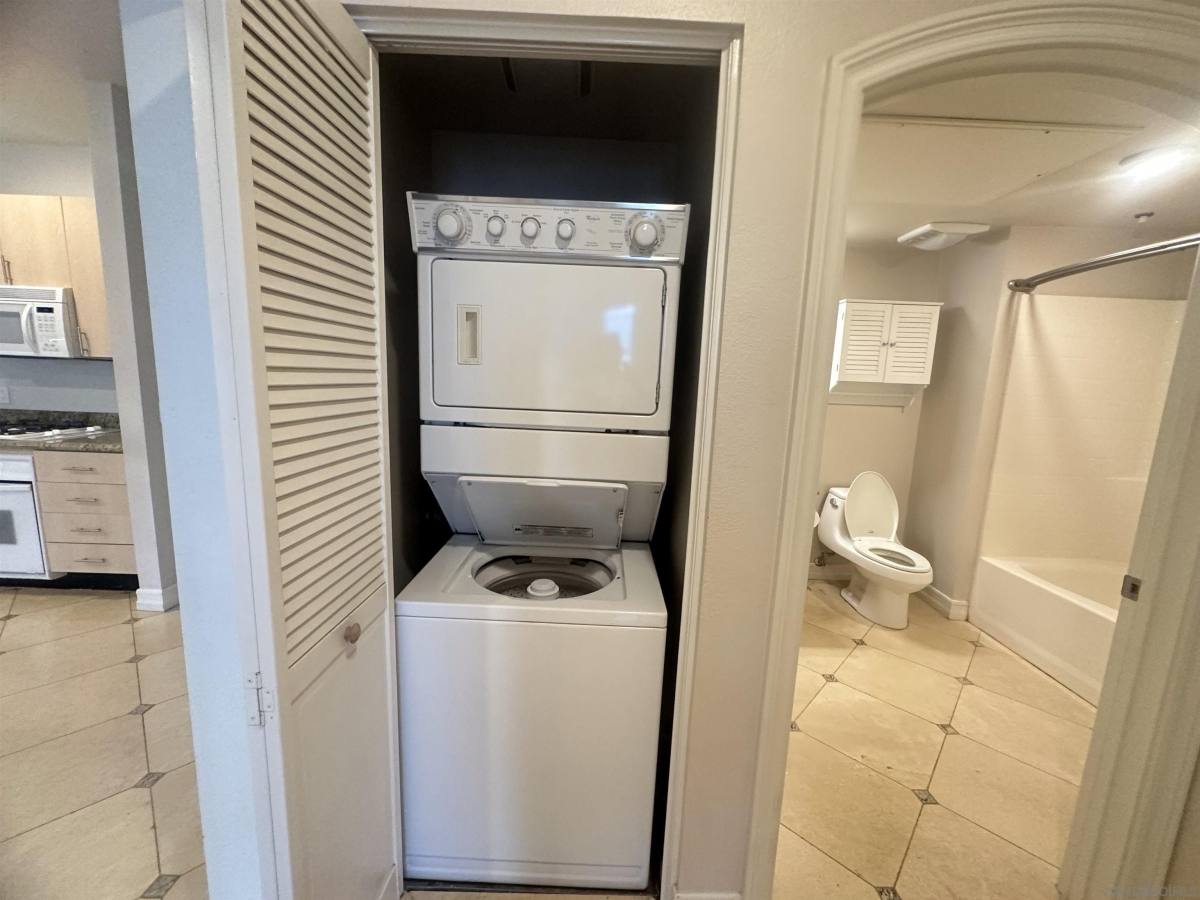Condo for rent at 525 11th Ave #525, San Diego, CA 92101