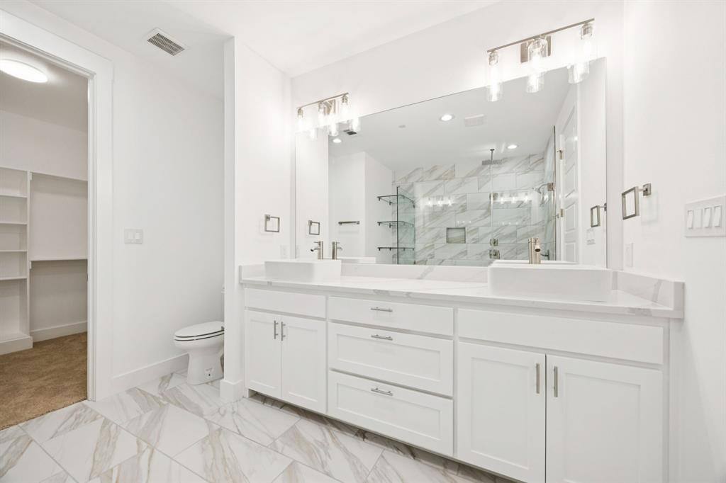 Townhouse for rent at 266 Harris St #266, Lewisville, TX 75057