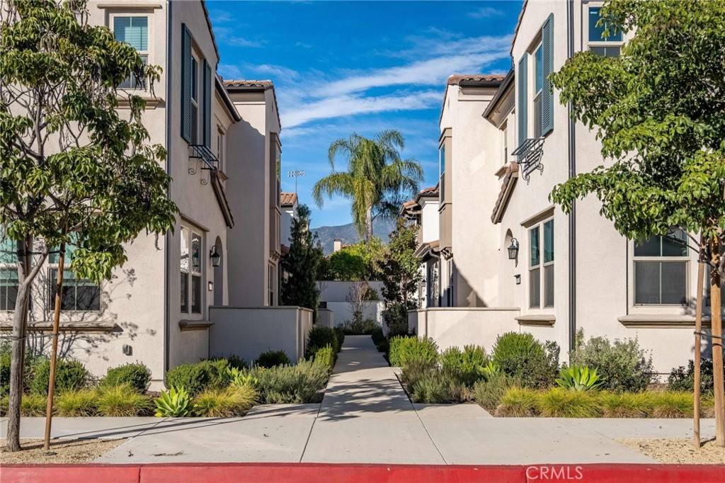Apartment for rent at 143 Magnolia Court #143, Claremont, CA 91711