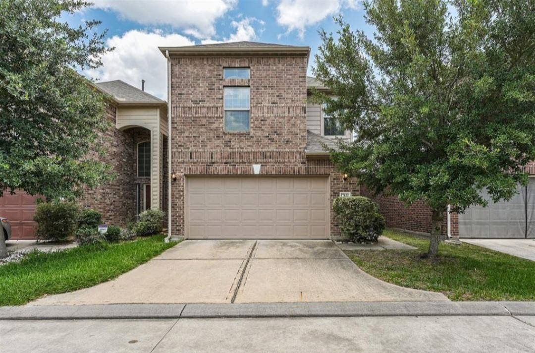 Apartment for rent at 17122 Amarose Dr, Houston, TX 77090