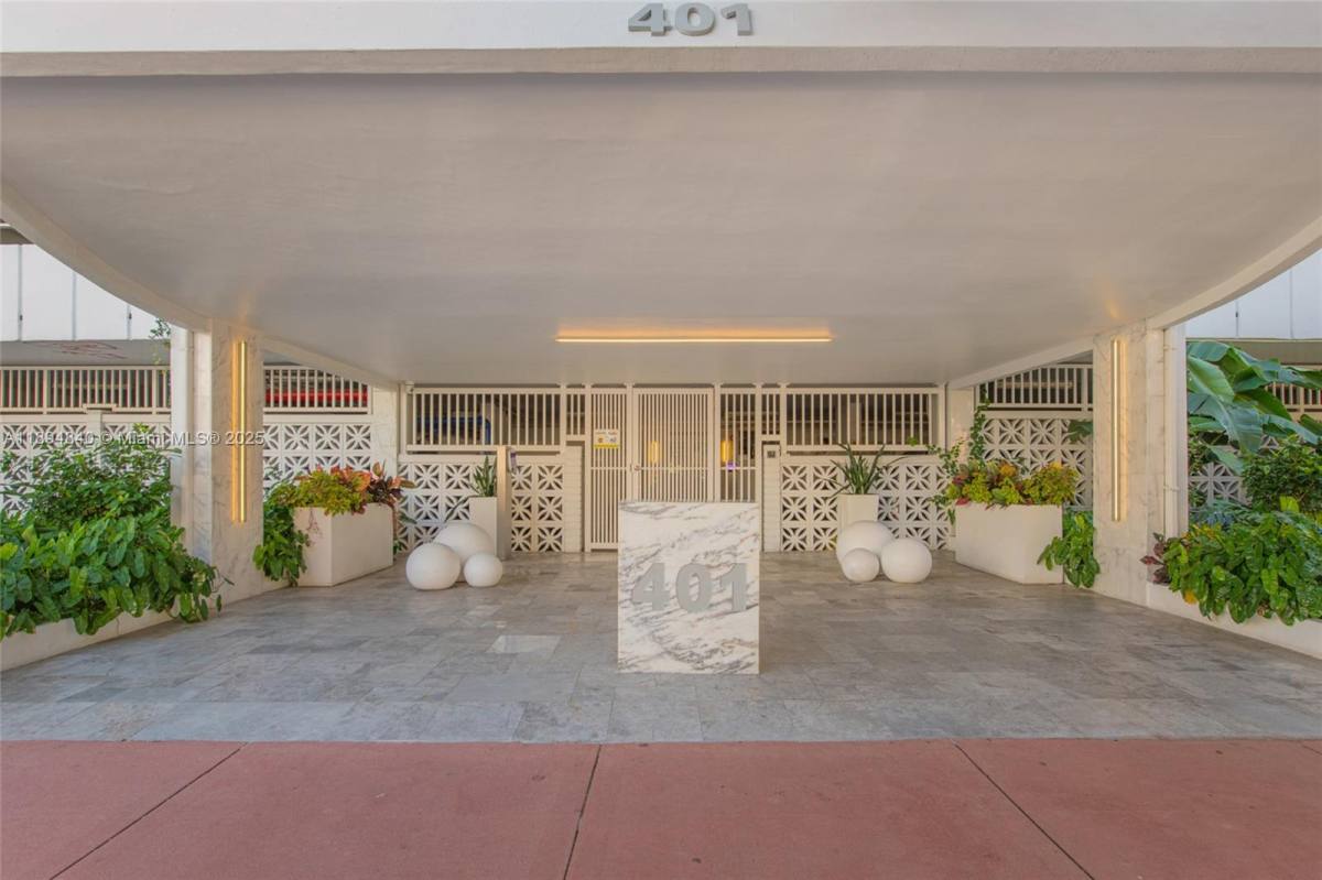 Condo for rent at 401 Ocean Dr #1006, Miami Beach, FL 33139