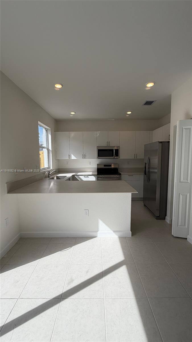 Townhouse for rent at 15600 SW 276th Terrace, Homestead, FL 33031