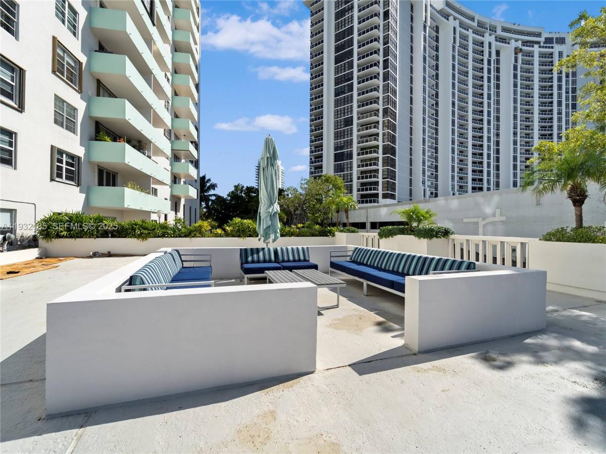 Apartment for rent at 5 Island Ave #5LE, Miami Beach, FL 33139