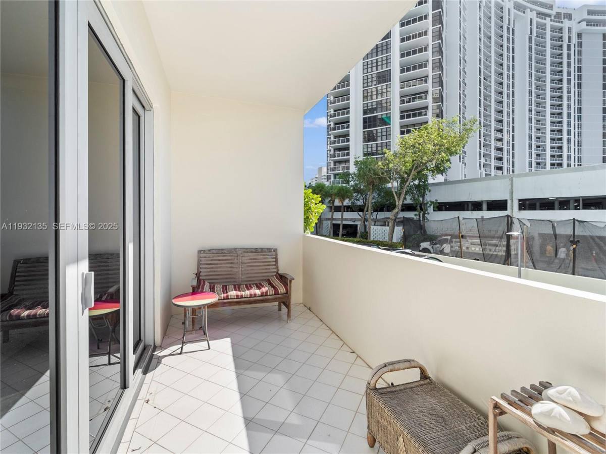 Apartment for rent at 5 Island Ave #5LE, Miami Beach, FL 33139