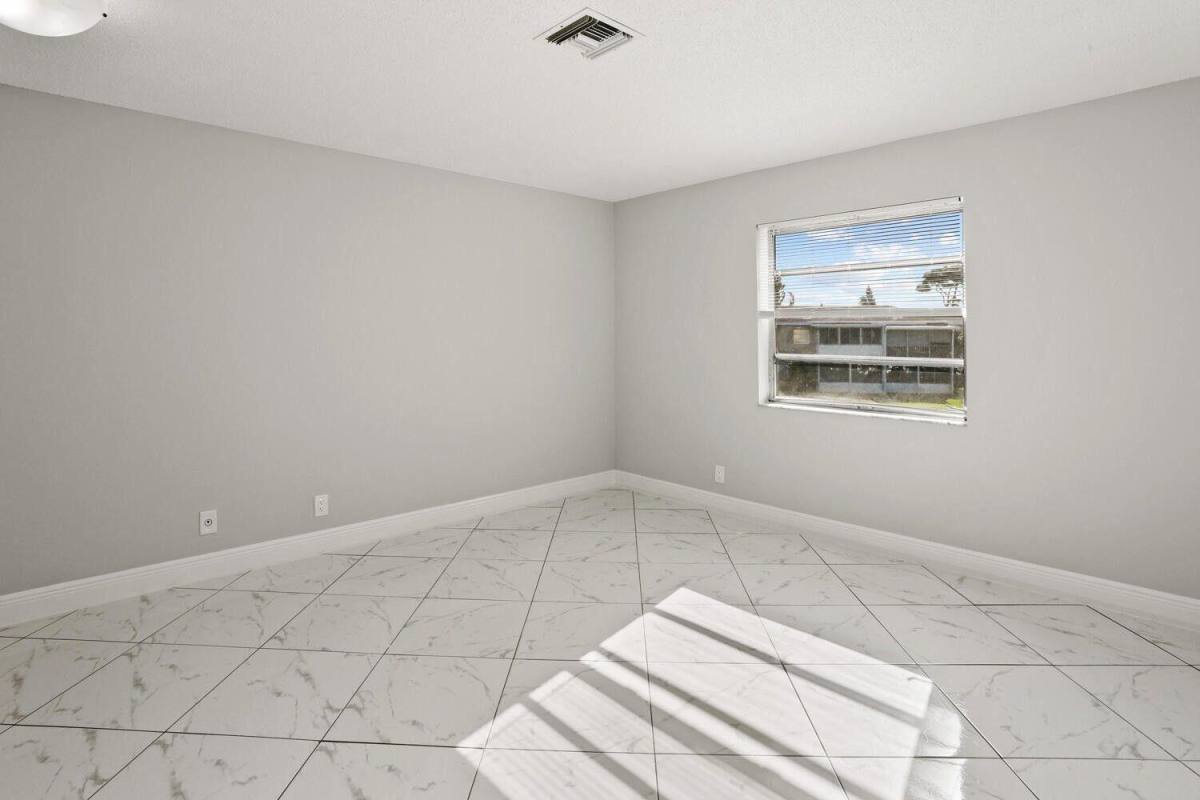 Condo for rent at 2480 Juniper Dr #203, Delray Beach, FL 33445