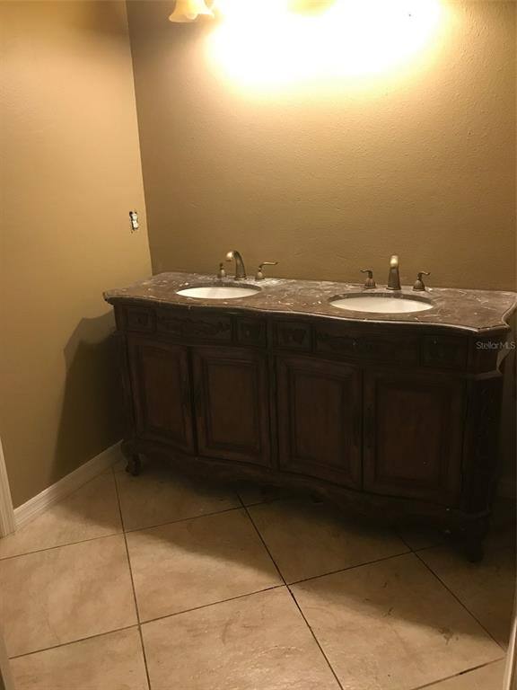 Apartment for rent at 1518 Salem Dr, Orlando, FL 32807