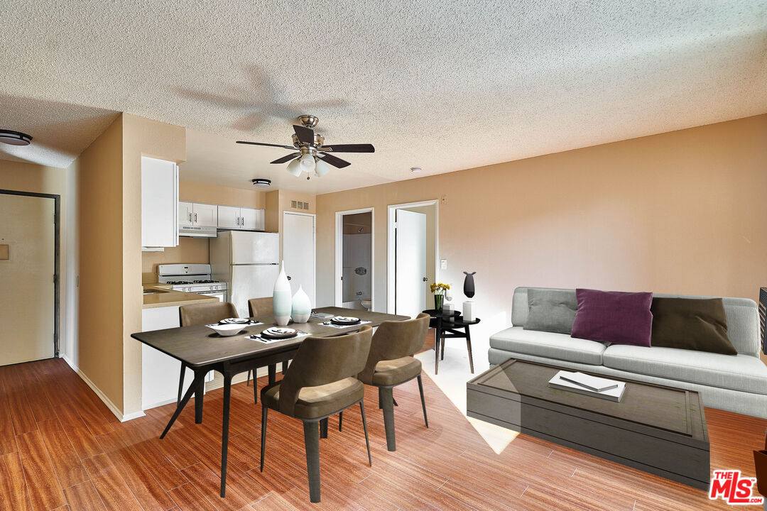 Apartment for rent at 820 S St Andrews Place #301, Los Angeles, CA 90005