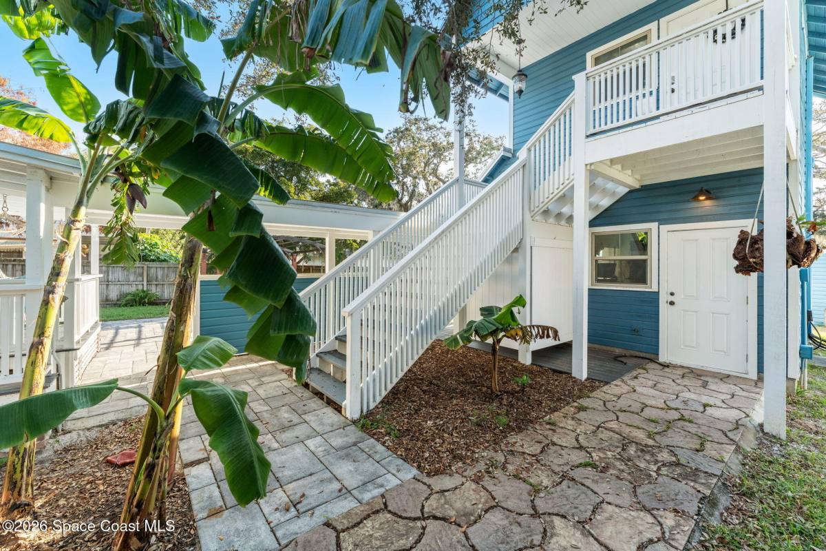 Apartment for rent at 1654 Highland Ave, Melbourne, FL 32935