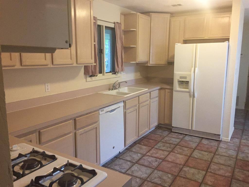 Apartment for rent at 2508 Loving Ave, Dallas, TX 75214