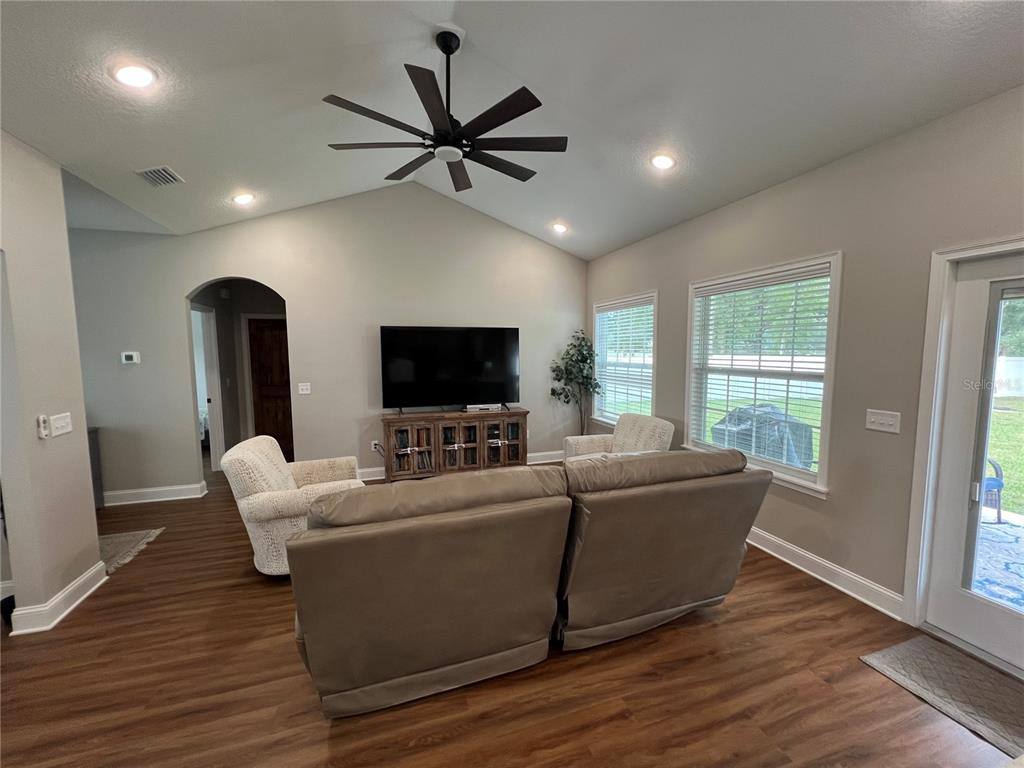 Apartment for rent at 4930 SE 10th Place, Keystone Heights, FL 32656