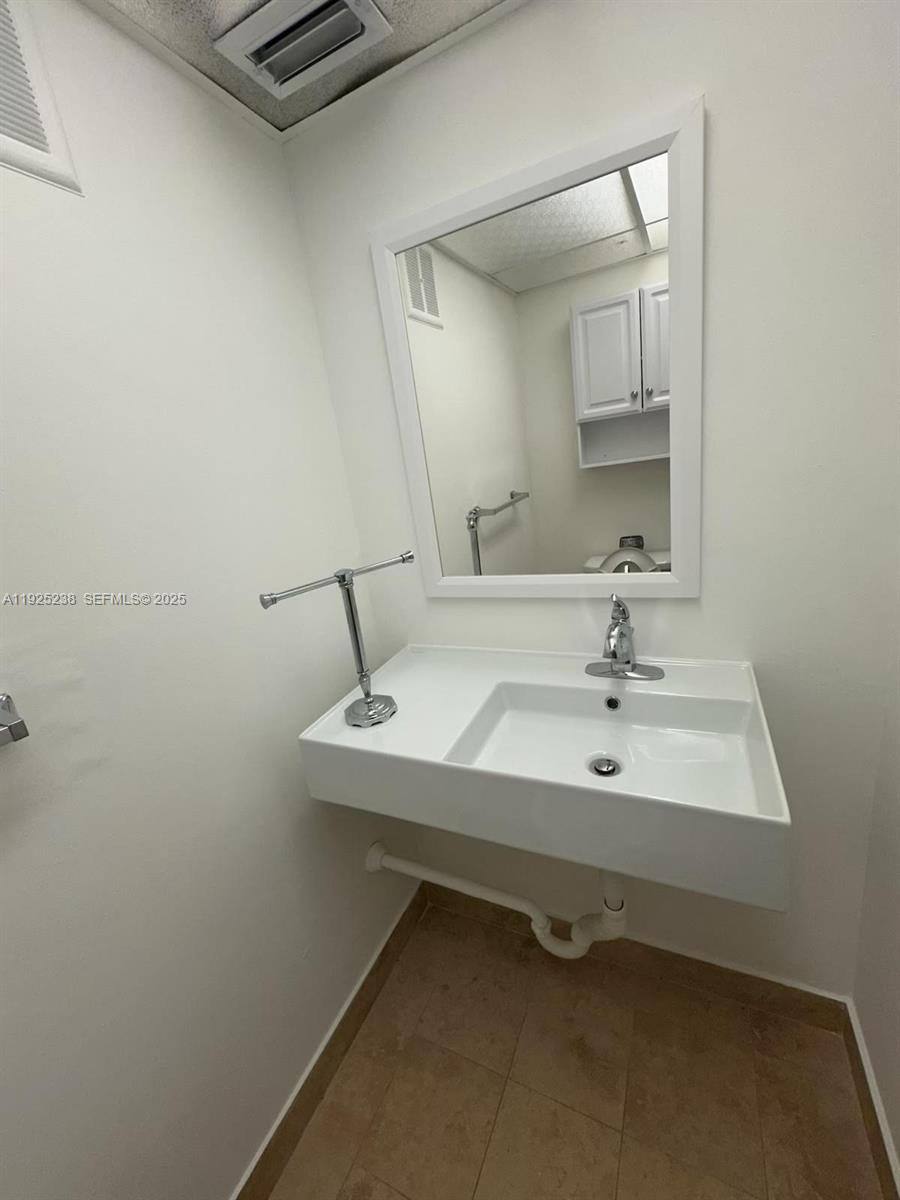 Apartment for rent at 8101 SW 72nd Ave #8101312W, Miami, FL 33143
